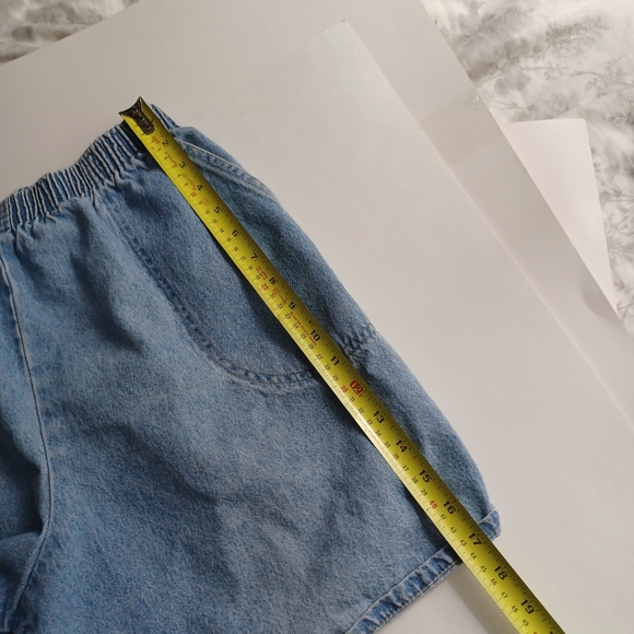 Vintage Sport Timer Mom Jeans Denim Shorts Size 14 Blue -Elastic Waist -Pockets - Picture 11 of 12
